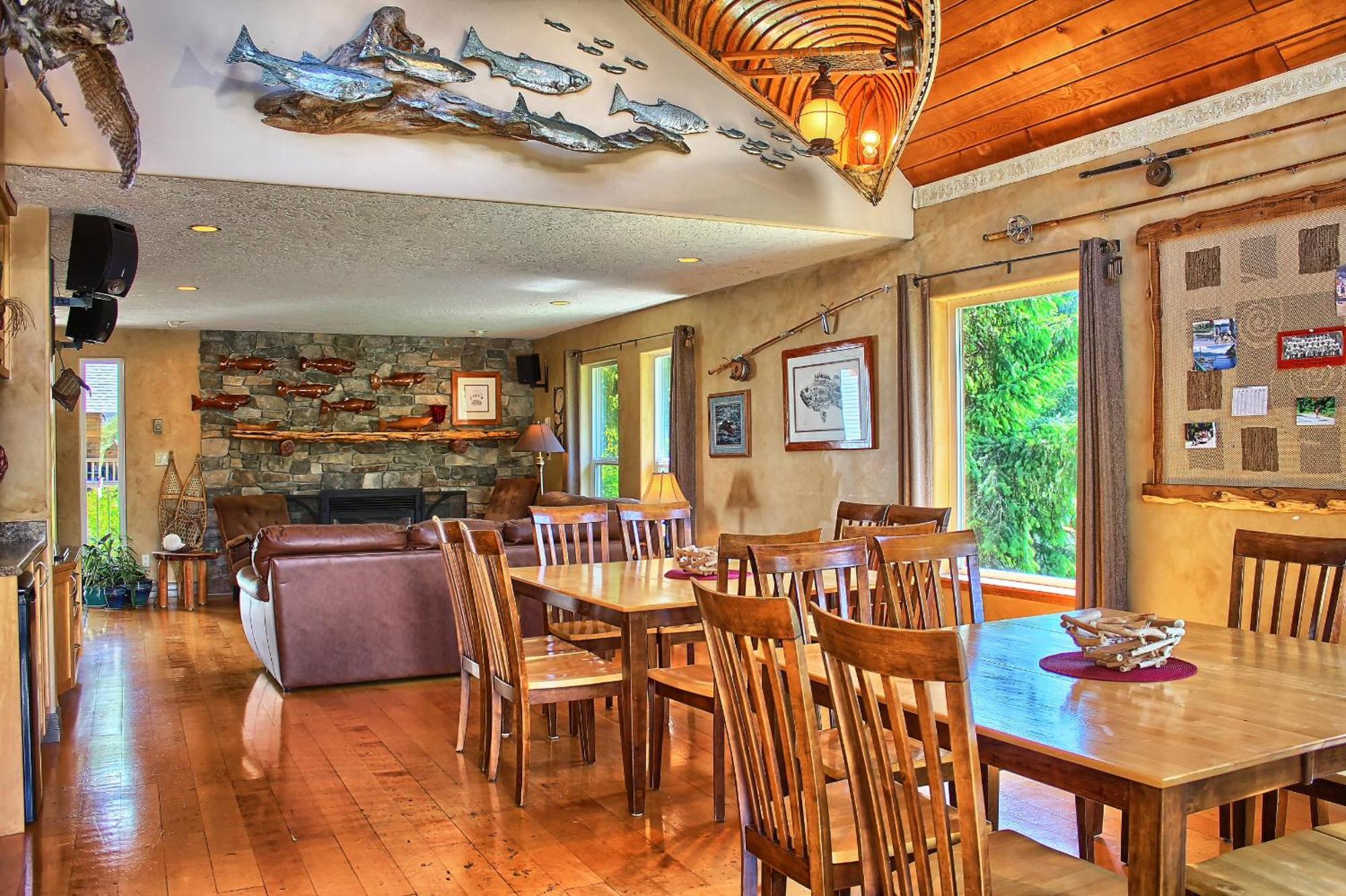 Wild Coast Wilderness Resort Port Renfrew Eksteriør billede