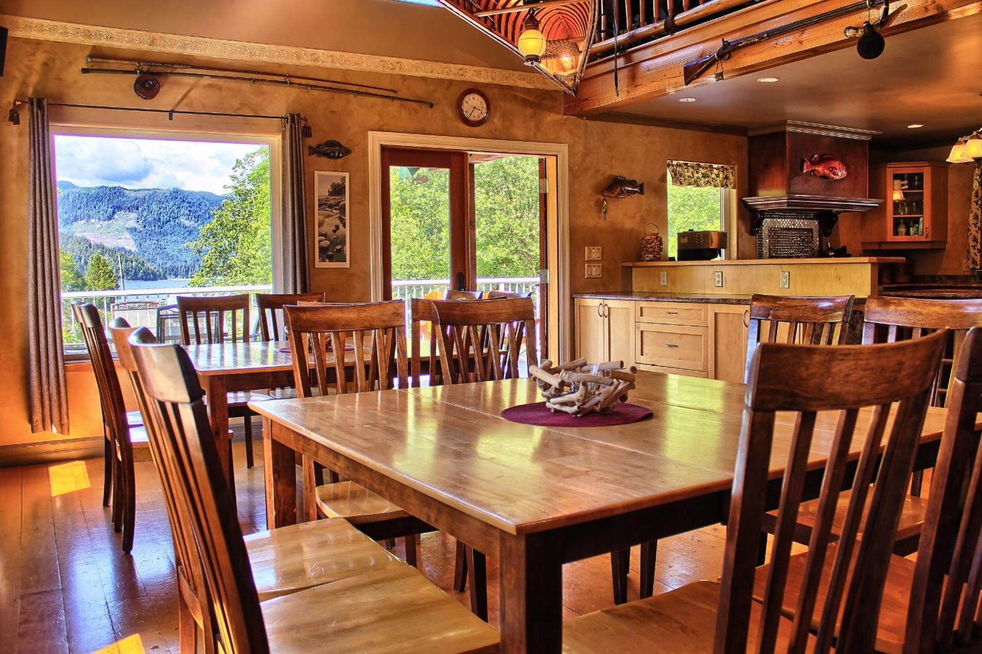 Wild Coast Wilderness Resort Port Renfrew Eksteriør billede
